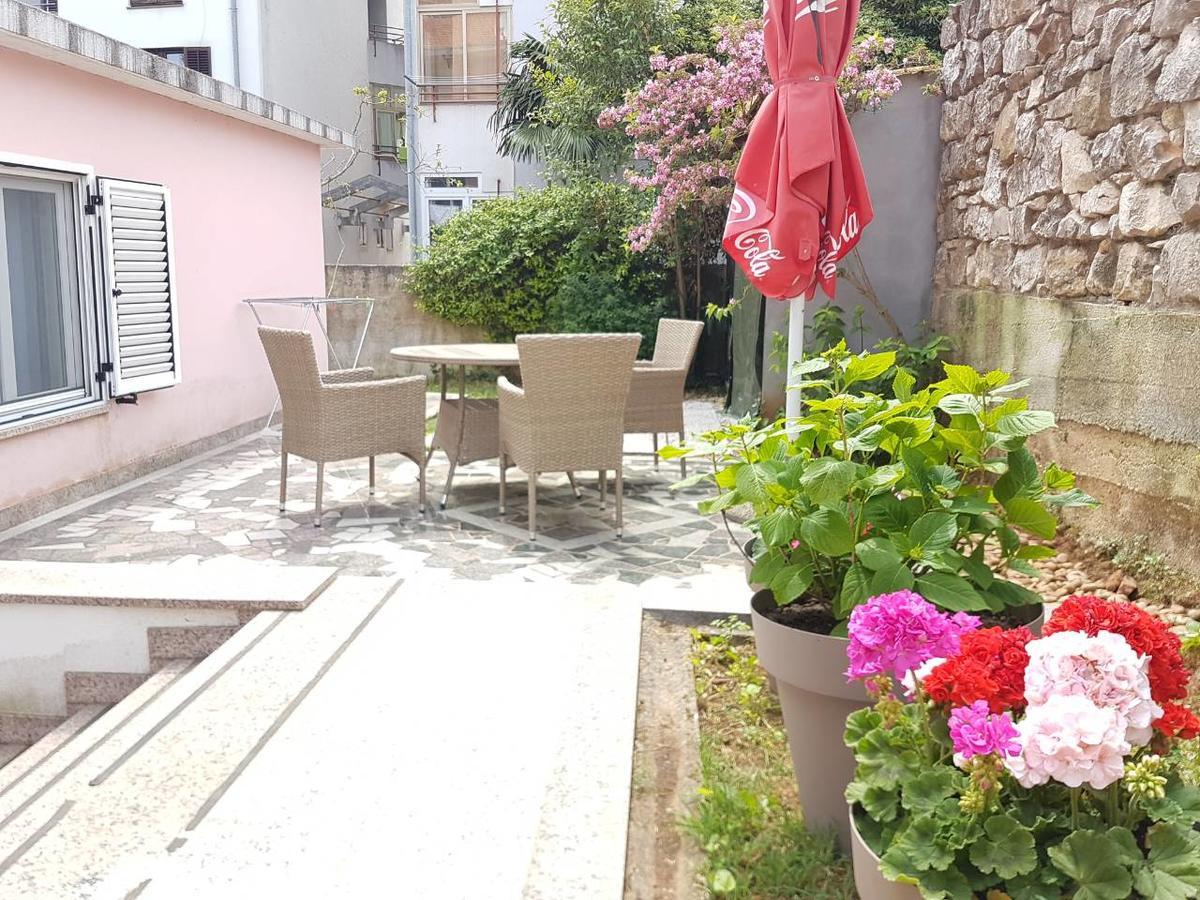 Apartments Ella Rovinj Exterior photo